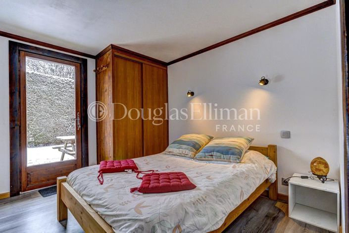Image No.29-5 Bed House for sale