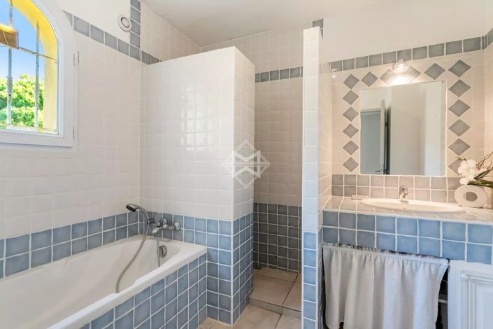 Image No.17-Maison de 5 chambres à vendre à La Londe-les-Maures