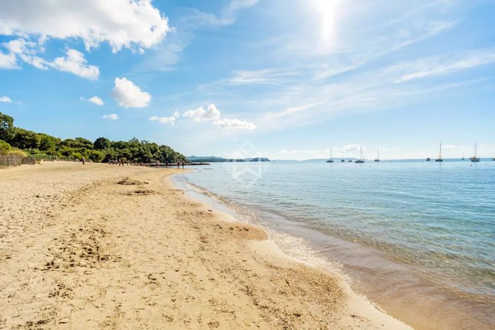 Image No.23-Maison de 5 chambres à vendre à La Londe-les-Maures