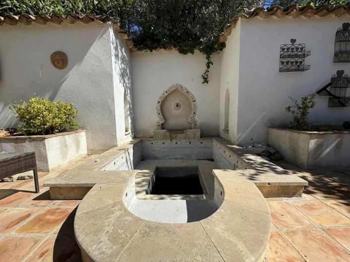 Image No.3-4 Bed House for sale