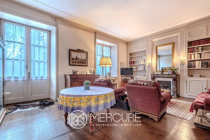 Image No.6-5 Bed House for sale