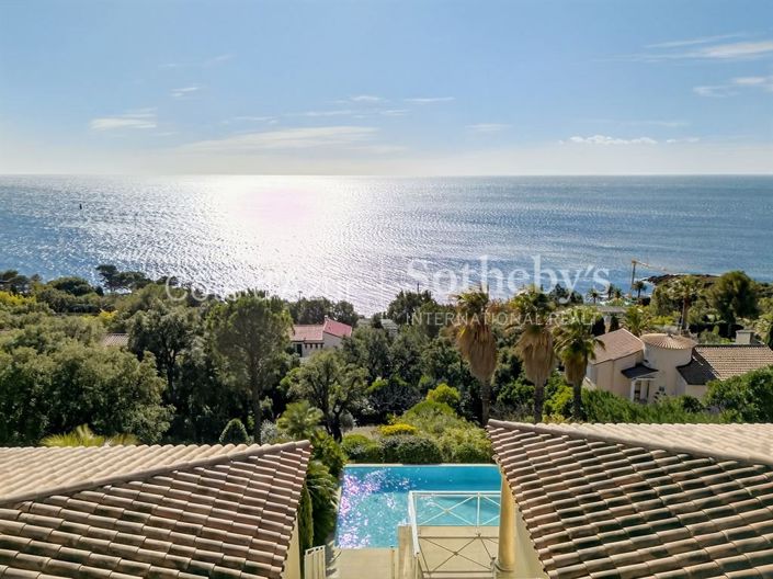 Image No.2-Maison de 5 chambres à vendre à Var