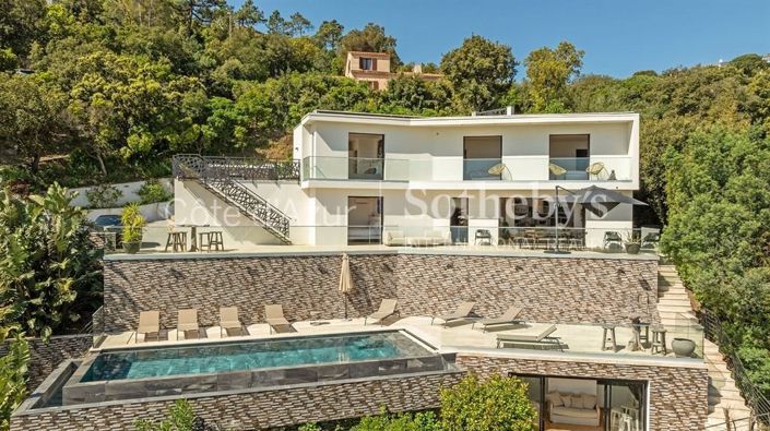 Image No.18-Propriété de 6 chambres à vendre à Les Issambres