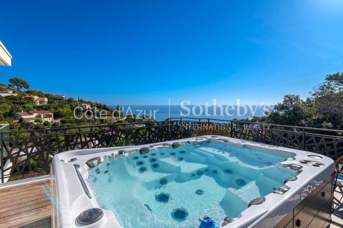 Image No.19-Propriété de 6 chambres à vendre à Les Issambres