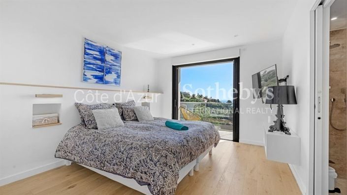 Image No.9-Propriété de 6 chambres à vendre à Les Issambres