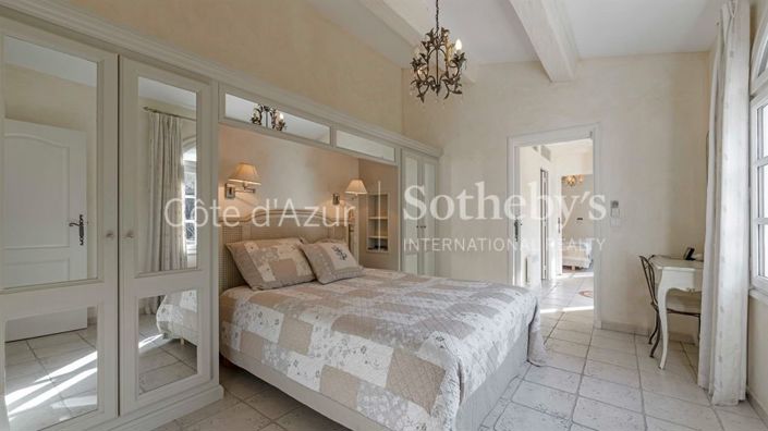 Image No.13-Propriété de 8 chambres à vendre à Sainte-Maxime