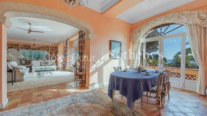 Image No.2-Propriété de 8 chambres à vendre à Sainte-Maxime