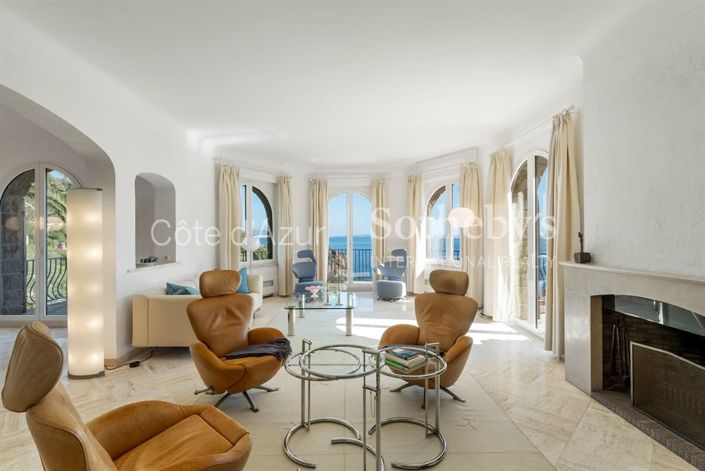 Image No.5-5 Bed Property for sale