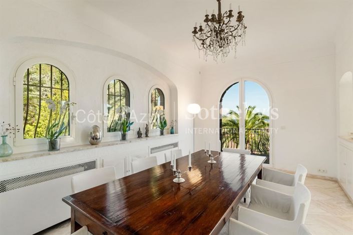 Image No.7-5 Bed Property for sale