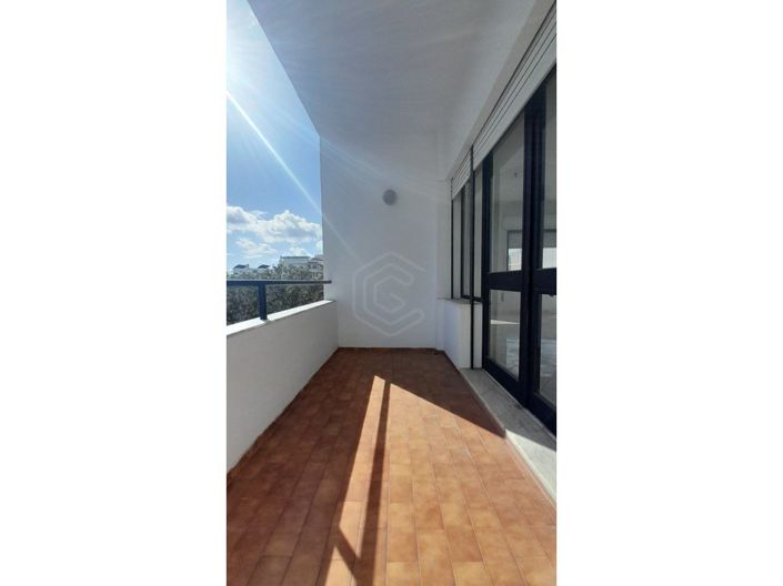 Image No.12-3 Bed Apartment for sale