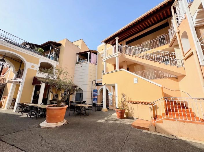 Image No.12-Appartement de 1 chambre à vendre à Var