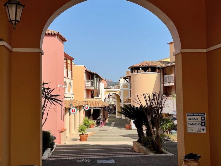 Image No.8-Appartement de 1 chambre à vendre à Var