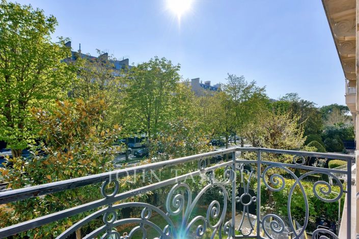 Image No.12-3 Bed Apartment for sale