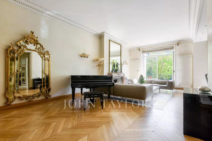 Image No.3-3 Bed Apartment for sale