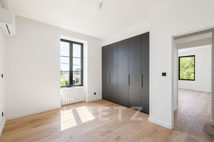 Image No.9-Maison de 6 chambres à vendre à Ecully