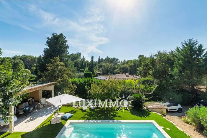 Image No.2-4 Bed House for sale
