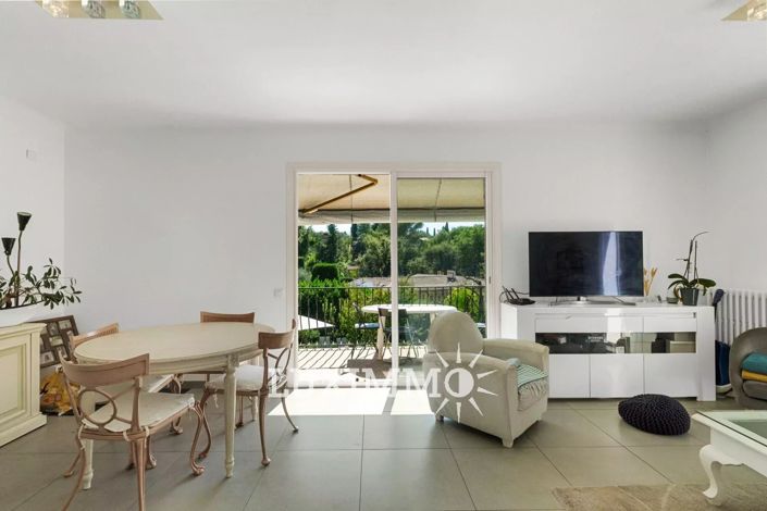 Image No.5-4 Bed House for sale