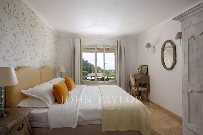 Image No.14-5 Bed House for sale