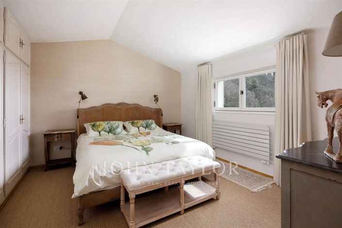 Image No.17-5 Bed House for sale