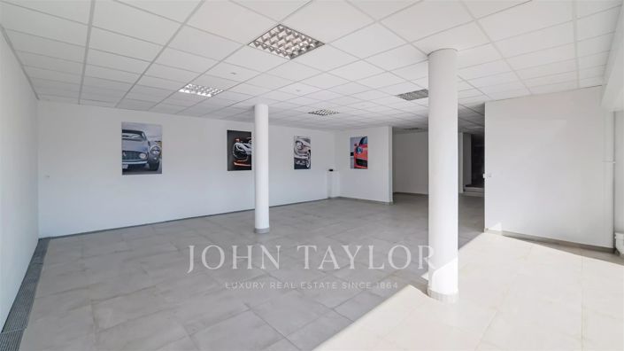 Image No.16-5 Bed House for sale