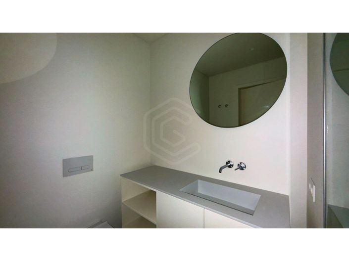 Image No.21-2 Bed Apartment for sale
