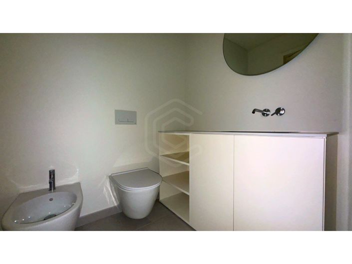 Image No.22-2 Bed Apartment for sale