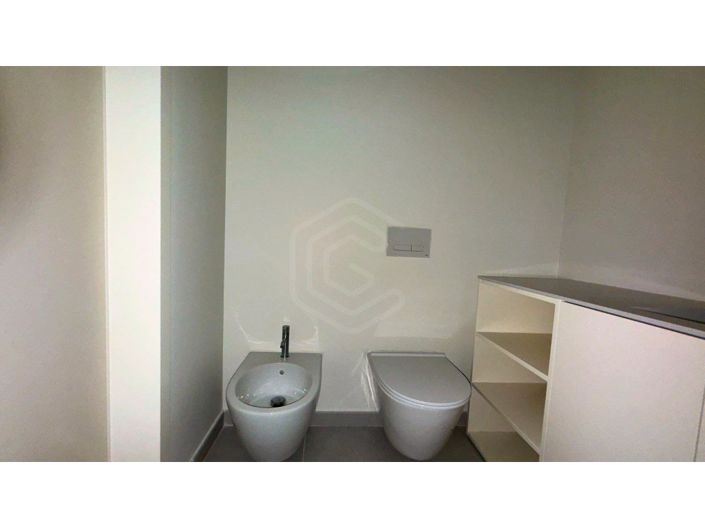 Image No.23-2 Bed Apartment for sale