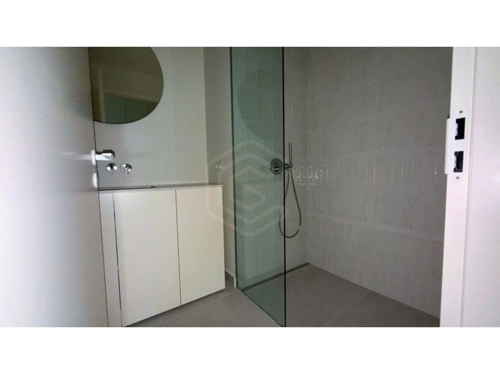 Image No.26-2 Bed Apartment for sale