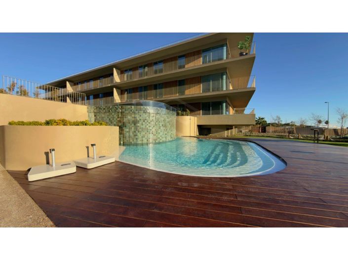 Image No.28-2 Bed Apartment for sale