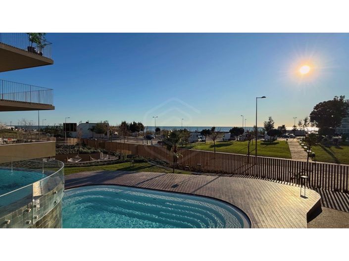 Image No.49-2 Bed Apartment for sale