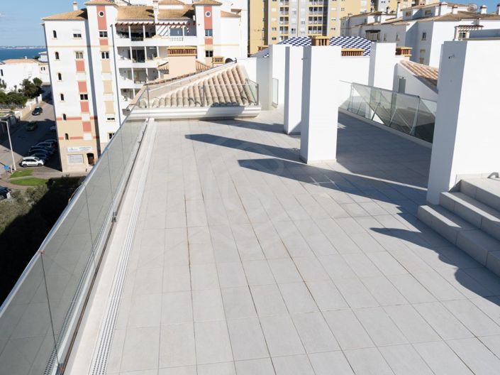 Image No.19-3 Bed Apartment for sale