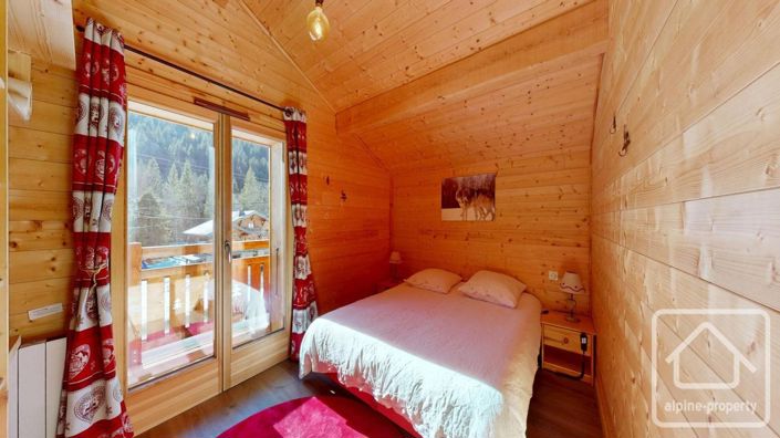 Image No.17-4 Bed Property for sale