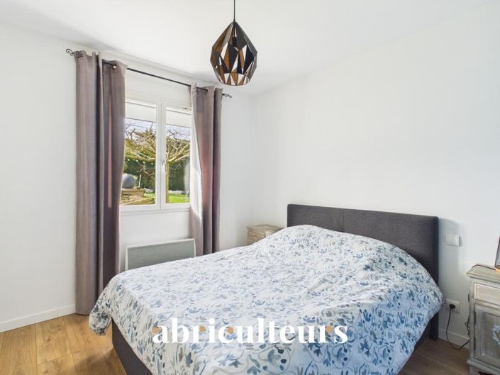 Image No.12-4 Bed House for sale