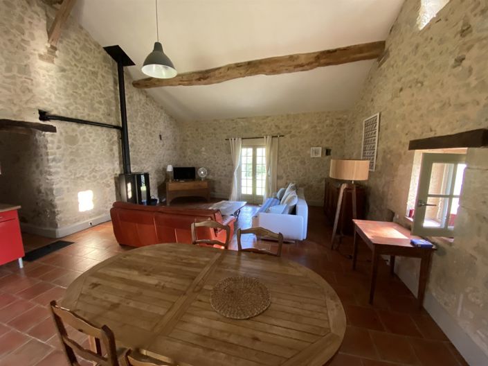 Image No.10-12 Bed House for sale