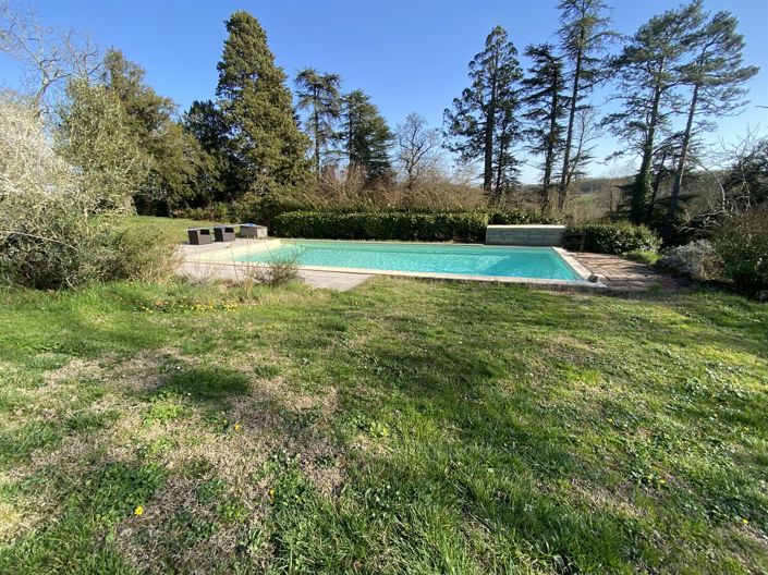 Image No.26-12 Bed House for sale