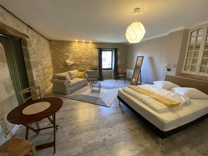 Image No.33-12 Bed House for sale