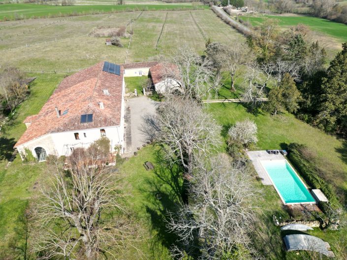 Image No.48-12 Bed House for sale