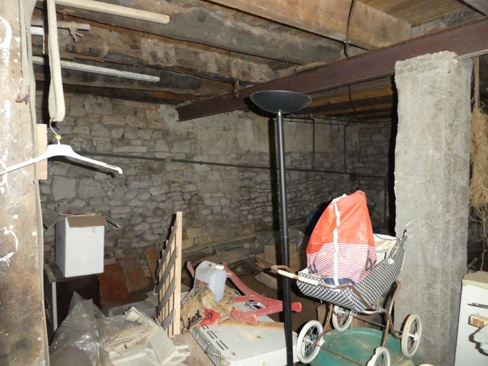 Image No.18-4 Bed House for sale