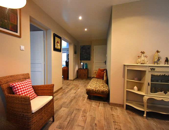 Image No.13-4 Bed House for sale