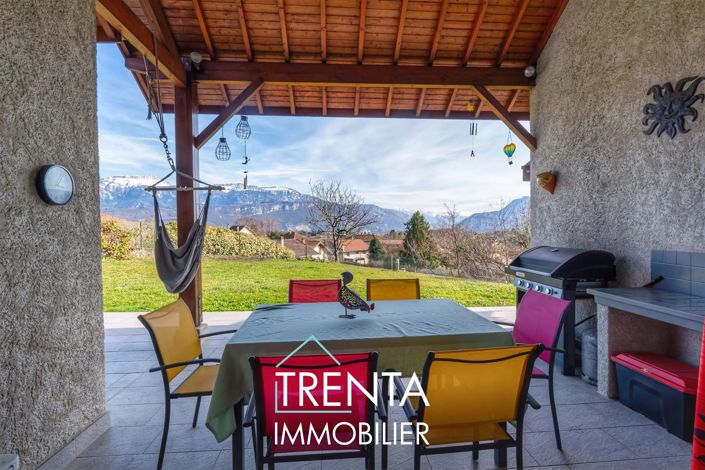 Image No.18-5 Bed House for sale