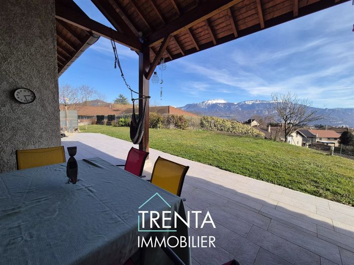 Image No.4-5 Bed House for sale