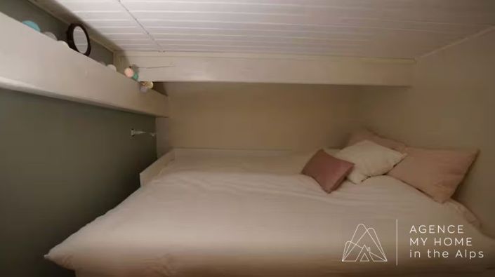 Image No.20-4 Bed Apartment for sale