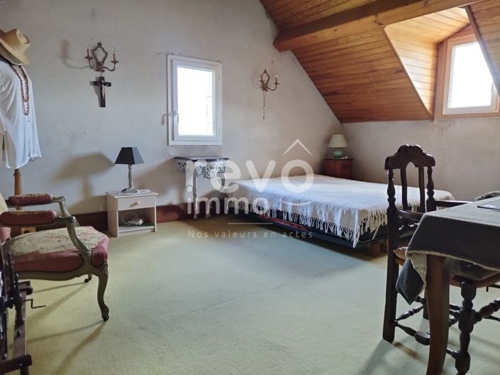 Image No.20-5 Bed House for sale