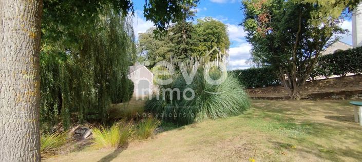 Image No.8-5 Bed House for sale