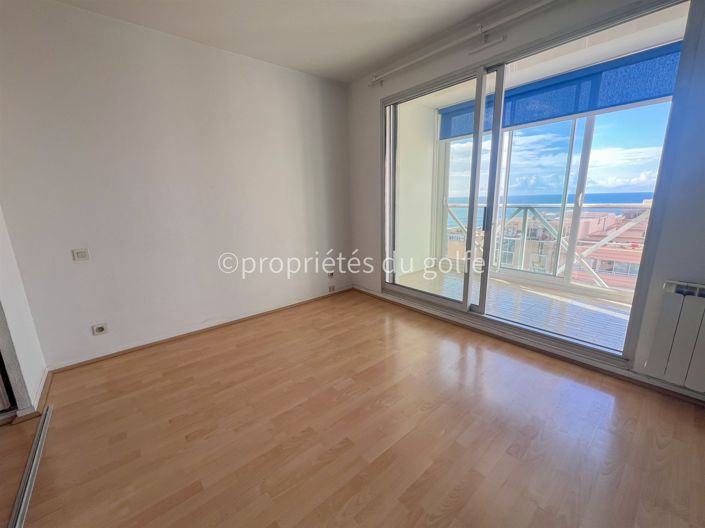 Image No.4-Appartement de 1 chambre à vendre à Sète