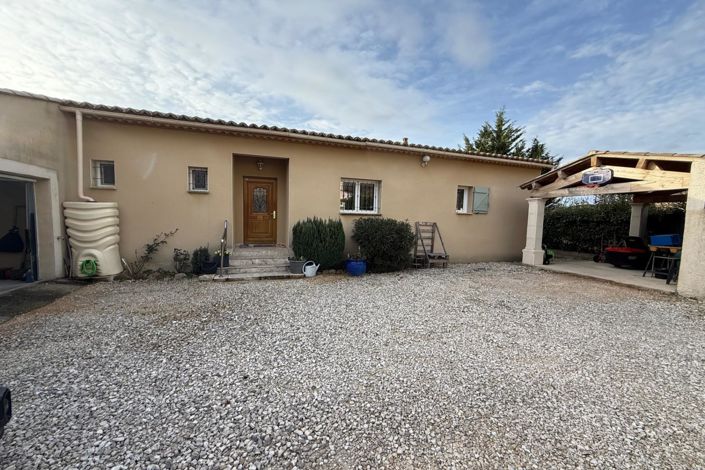 Image No.11-3 Bed House for sale