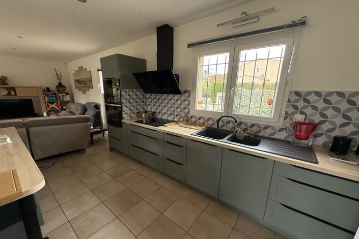 Image No.4-3 Bed House for sale