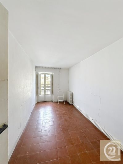 Image No.19-Appartement de 8 chambres à vendre à Béziers