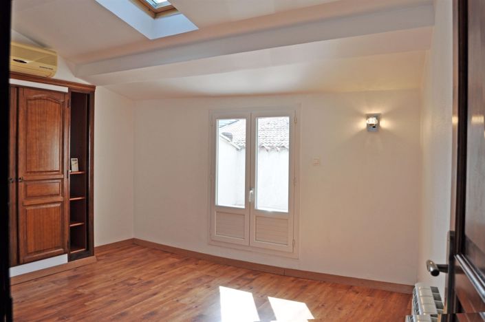 Image No.9-3 Bed Apartment for sale