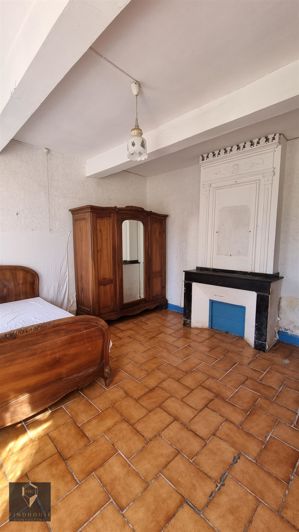 Image No.13-4 Bed House for sale